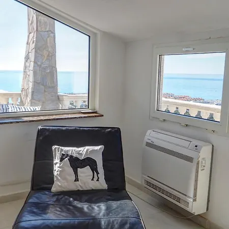 Malvasia & Lotus With Sea Views By Hello Homes Apartment