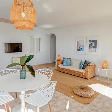 Malvasia & Lotus With Sea Views By Hello Homes Apartment Sitges