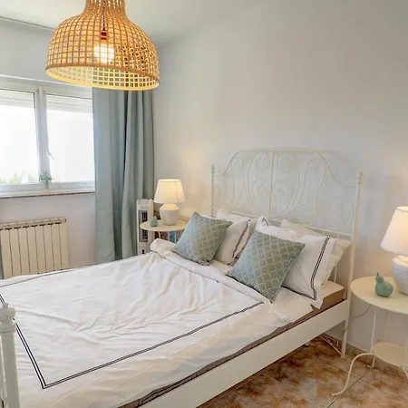 Apartment Malvasia & Lotus With Sea Views By Hello Homes
