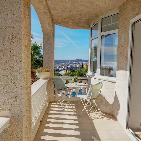 Malvasia & Lotus With Sea Views By Hello Homes *