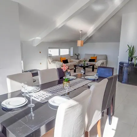 Malvasia & Lotus With Sea Views By Hello Homes Apartment Sitges