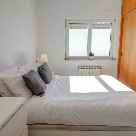 Apartment Malvasia & Lotus With Sea Views By Hello Homes *
